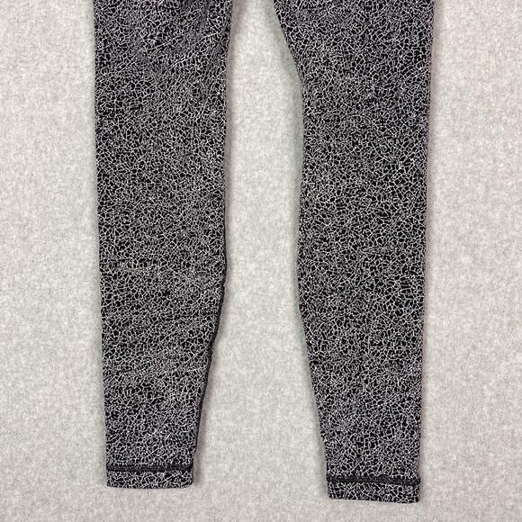 Lululemon Womens 6 Wunder Under Tight in Luon Crackle Jacquard Black White - Picture 6 of 8